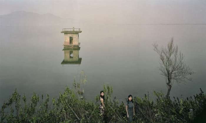 Занедбані міські і промислові китайські пейзажі у фотопроекті Чена Чжагана (44 фото)