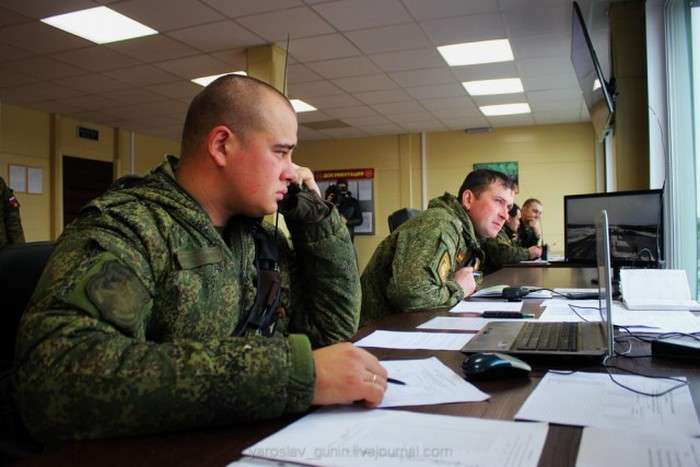 Випускні іспити курсантів інженерних військ (18 фото)