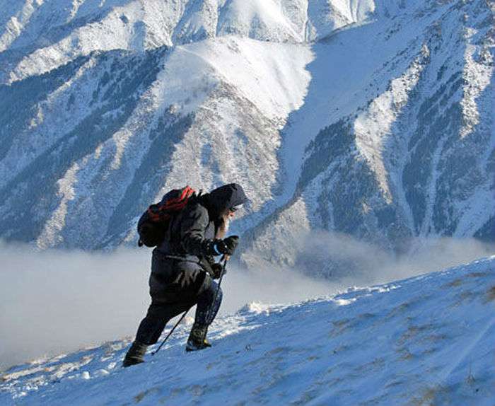 На афіші голлівудського фільму «Еверест» виявилося фото піку Чапаєва, зроблене священнослужителем з Алмати (8 фото)