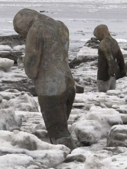 На Алясці встановлять скульптури, присвячені людям з психічними розладами (4 фото)