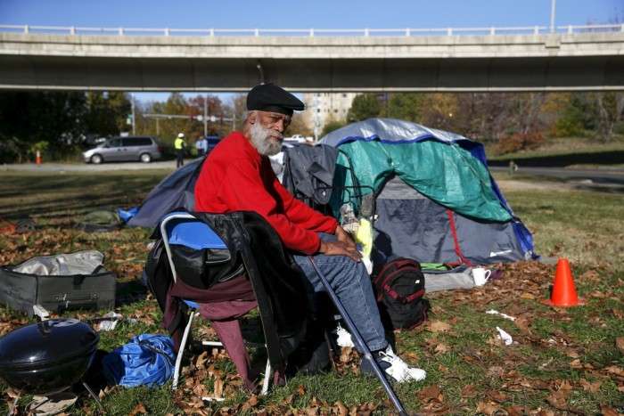 Наметове містечко «Надія» для бездомних в США (35 фото)