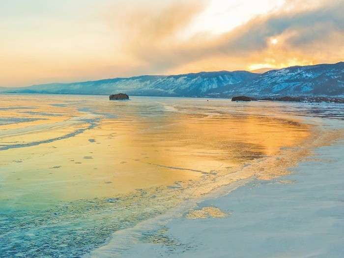 Краси зимового Байкалу (35 фото)