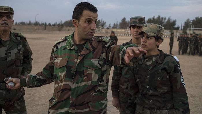Як тренують жінок спеціального жіночого батальйону сирійської армії (12 фото)