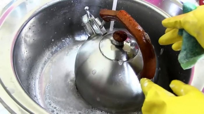 Как очистить посуду от нагара и жира за 10 минут — делаем суперочиститель своими руками Самоделки