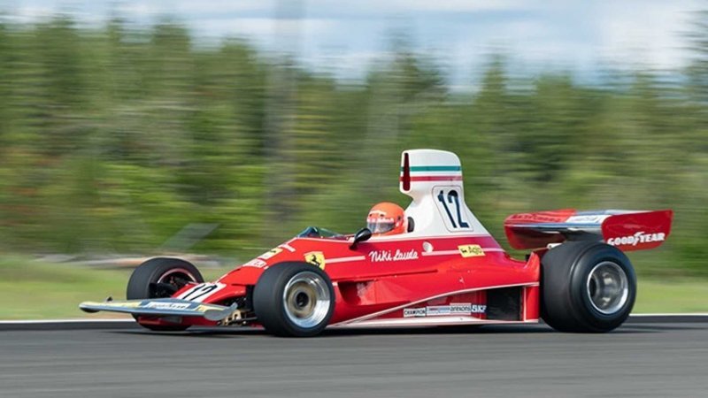 Болид Ferrari, на котором Ники Лауда выступал в сезоне 1975 года, продадут с аукциона   Интересное