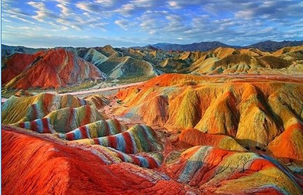 13 удивительных мест на Земле, где буйство красок удивляет! 