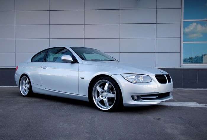 Фотозвіт косметичного тюнінга BMW 3-Series (66 фото)