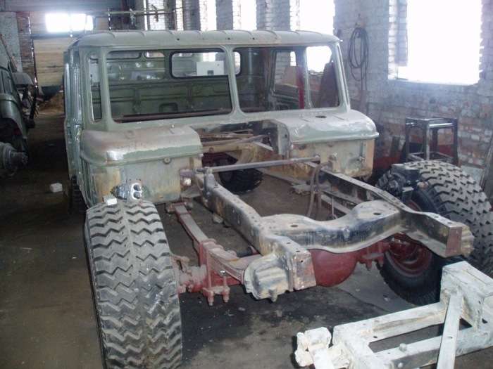 Саморобний Hummer H1 на базі ГАЗ-66 (10 фото)