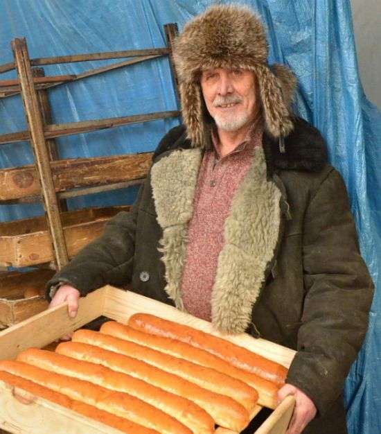 У Хакасії вже рік працює магазин самообслуговування, заснований на принципі довіри (2 фото + відео)