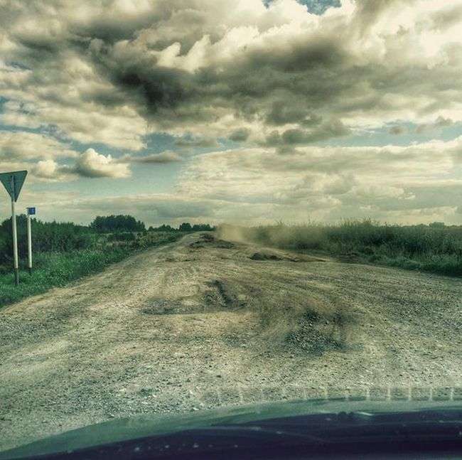 Російські дороги на фото з соцмереж (21 фото)
