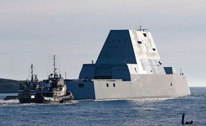 У США зійшов на воду найбільший есмінець Zumwalt (9 фото)