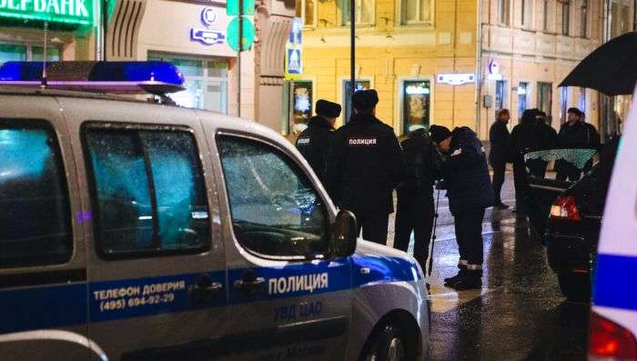 У центрі Москви на автобусній зупинці прогримів вибух, є постраждалі (14 фото + відео)