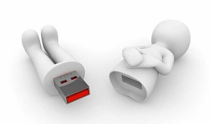 Создатель разъема USB объяснил, почему его так трудно вставить с первого раза   Интересное