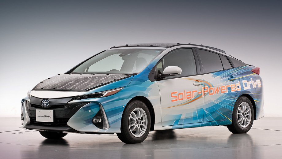 Солнечная Toyota Prius пройдёт испытания на улицах Токио Авто и мото