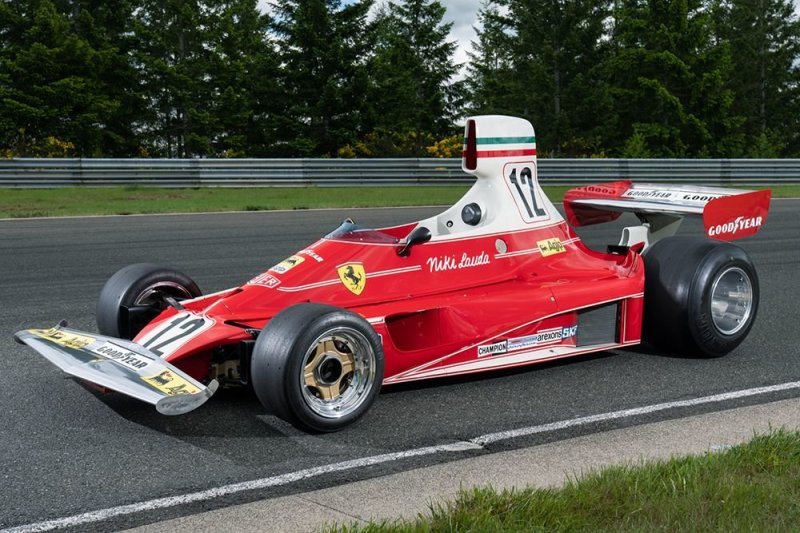 Болид Ferrari, на котором Ники Лауда выступал в сезоне 1975 года, продадут с аукциона   Интересное