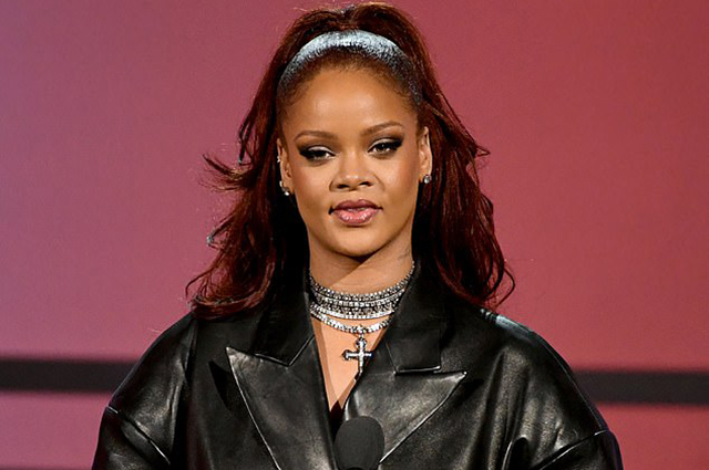 На марку косметики Рианны Fenty Beauty подали в суд Новости красоты