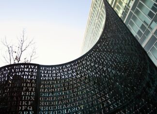 Рішення для скульптури Кріптоса ЦРУ, знайденої в сховищі Смітсонівського інституту