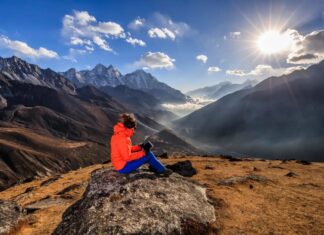 Лучшие научно-популярные книги 2025 года: всеобъемлющий обзор