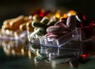 Multivitaminas diárias associadas a uma modesta desaceleração do envelhecimento biológico