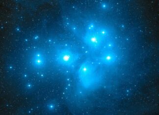 As Plêiades: um adeus à joia do céu primaveril