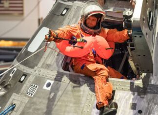 От орбиты до полосы препятствий: план NASA по проверке выносливости астронавтов после приводнения