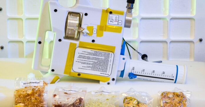 f5ac96cd-9a2b-4c0f-a0a6-a44ec632ec87