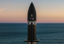 1 приватний космічний корабель перехопив інший під час новаторської місії Космічних сил «Віктус Хейз»